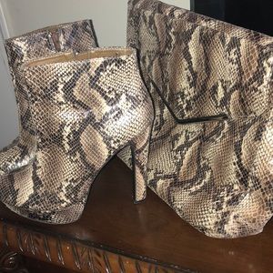 Mossimo Boots and handbag